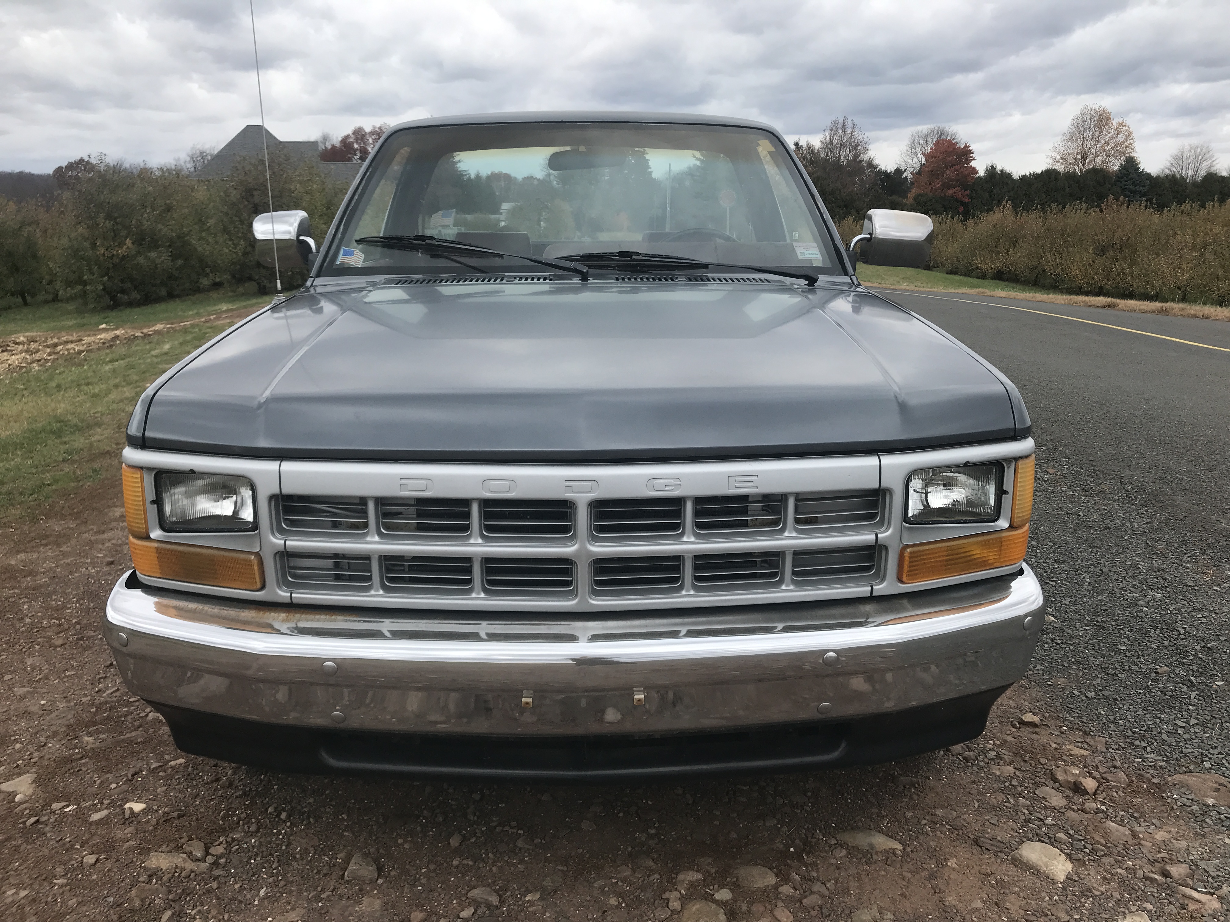1991 Dodge Dakota Pickup ONE OWNER 117K 8 foot bed and roomy bench seating NICE — photo 60